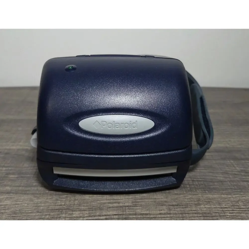 Polaroid Vintage Blue 600 Round Instant Film Camera With Manual & Carrying Bag